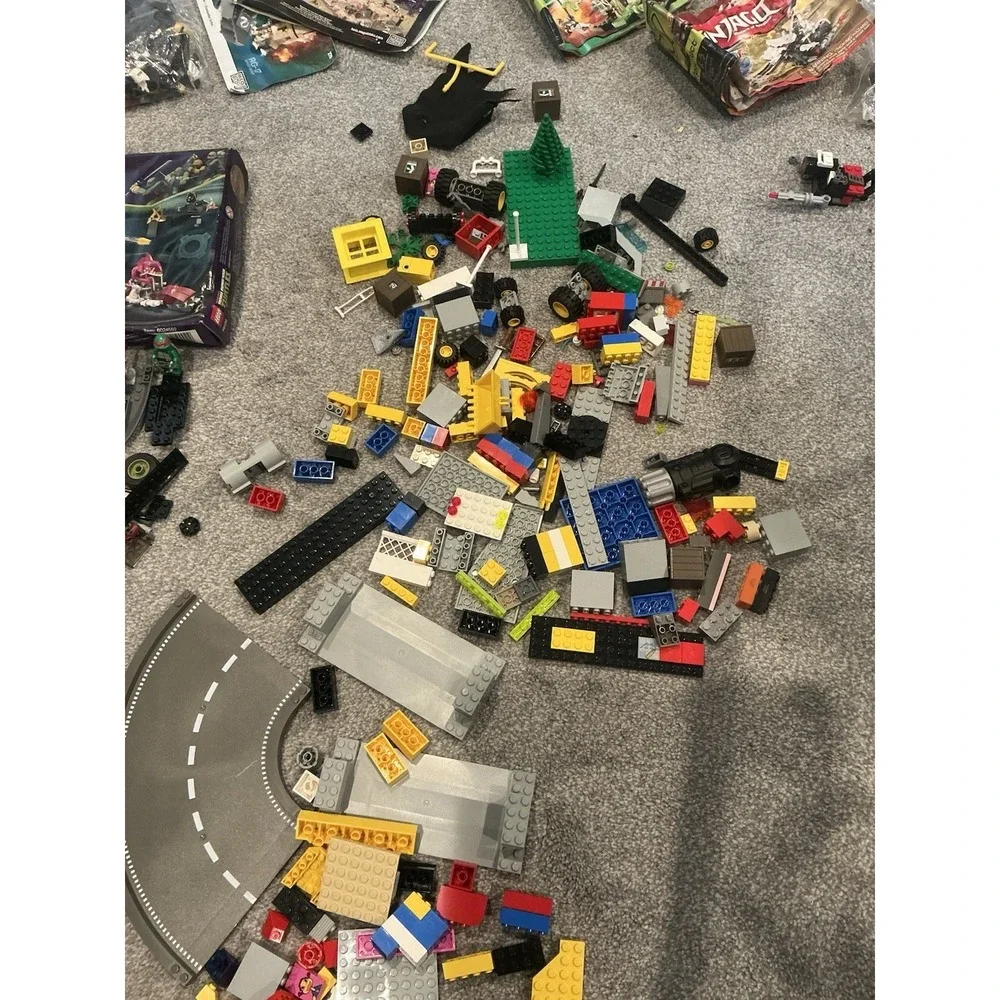 LEGO & Mega Bloks Bulk Lot Building Blocks/ Hobbit &Teenage Ninja Turtles Legos